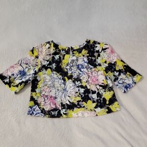 Floral Patterned Top with 3/4 Sleeves